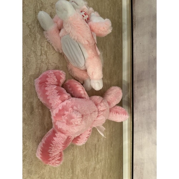 Singing Musical Bunny Pink + One Plush Bunny Easter Holiday, video song pic - Picture 3 of 3